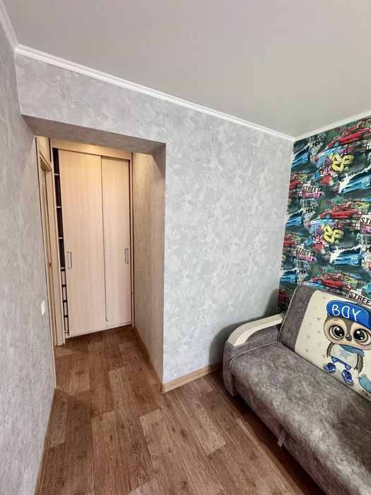 3 комнатная, Корчагина 122