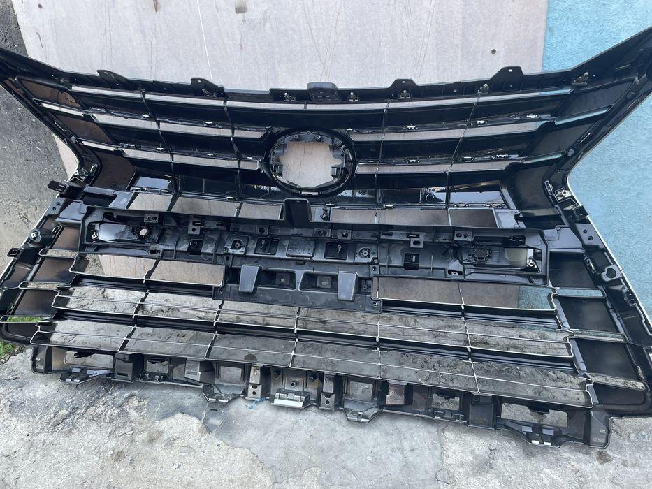 Новый Решетка от 570 лексус