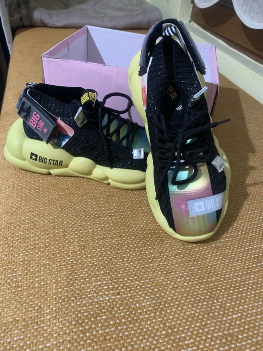 Уникални сникърси Big Star
