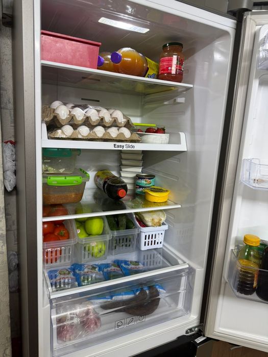 Холодильник samsung