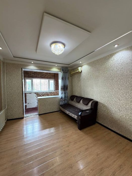 Юнусабад 15  кварталда 1 хона уй ижарага берилади