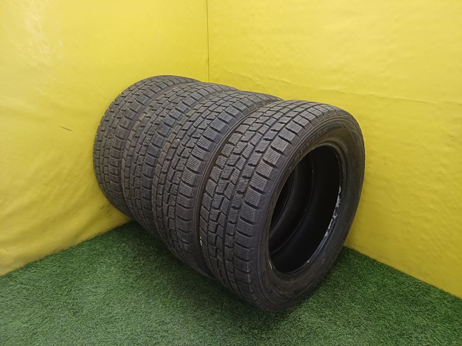 Шины 215 60 R17 DUNLOP комплект