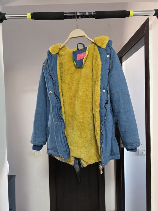 Parka, geaca imblanita pentru copii 8-9 ani