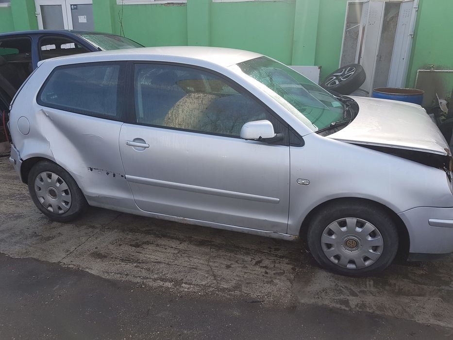 Dezmembrez Volkswagen Polo - 4 (9N) (2001 - 2005), 1.2 benzina awy, manual, awy, ghs