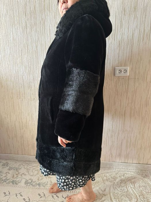 Шуба парка зимняя продам