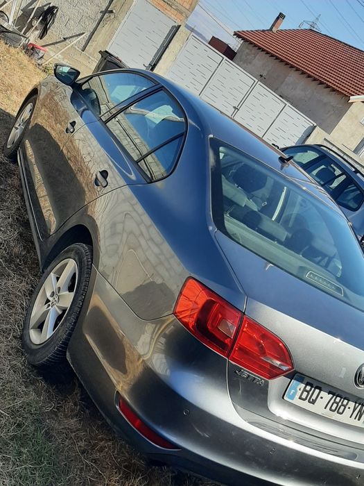 Vind sau schimb Vw Jetta 1, 6 diesel