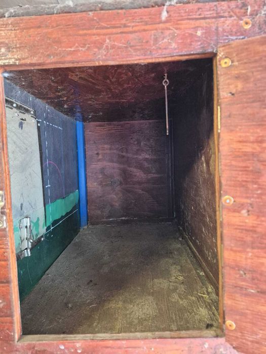 Coteț animale cu spații pentru fătare