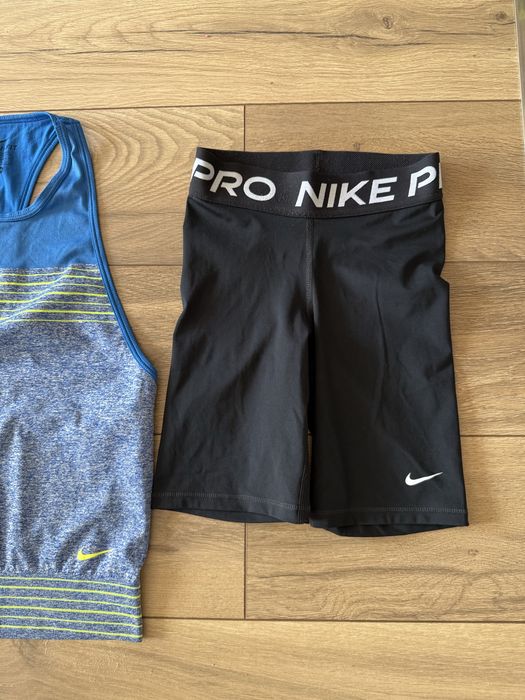 Оригинален дамски сет Nike Pro за тренировка