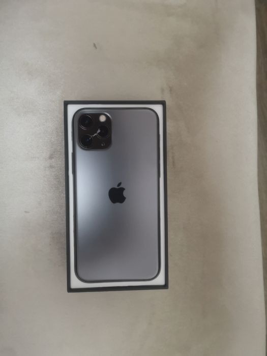 Iphone 11 PRO в идеальном состоянии :