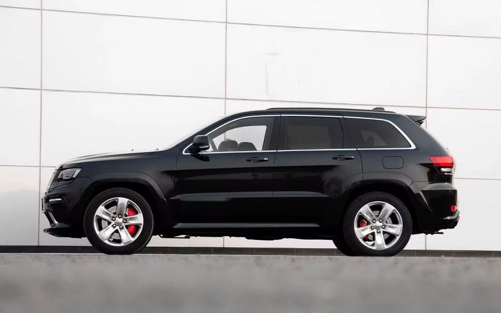 Jeep Grand cherokee wk2 2014+ SRT8 Bodykit