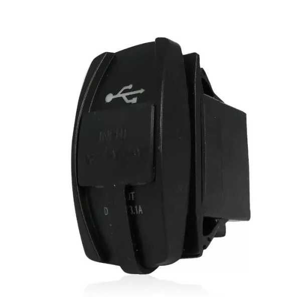 Двойно USB зарядно за вграждане 3.1A - универсално за кола, мотор, лодка и др.