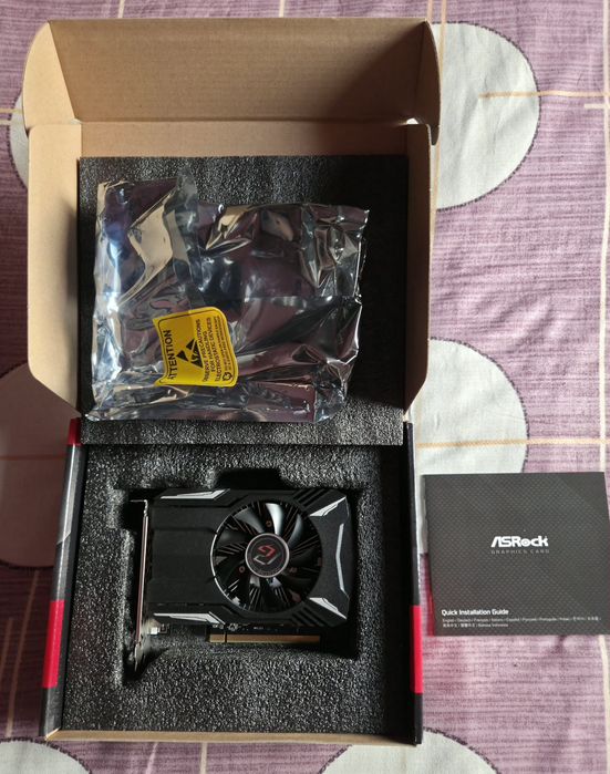 Placă video RX550 Asrock 4gb DDR5 memorie,128bit,nouă