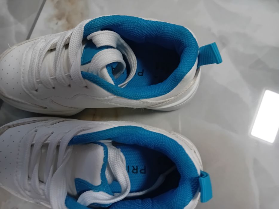 Adidași primark copii nr 25 26