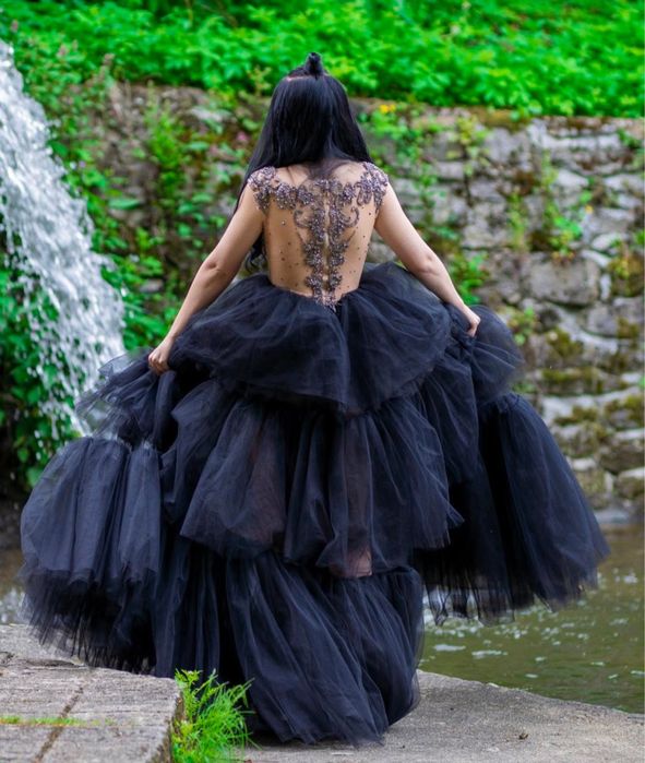 Дизайнерска рокля