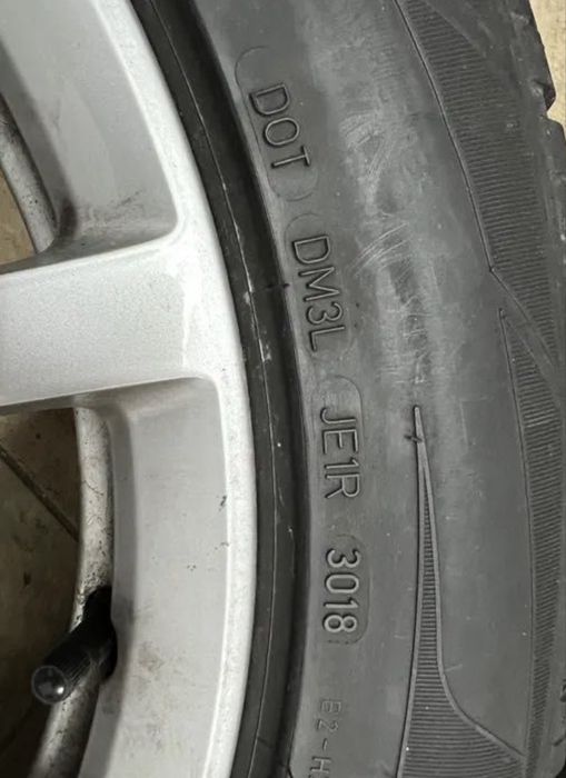 Ауди А8 Зимни гуми с джанти Dunlop 235/55R18 104H