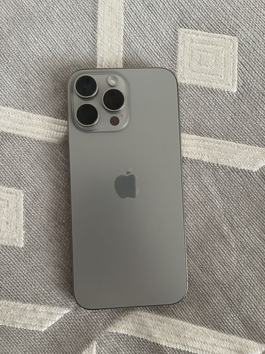 Продам iphone 16 pro max