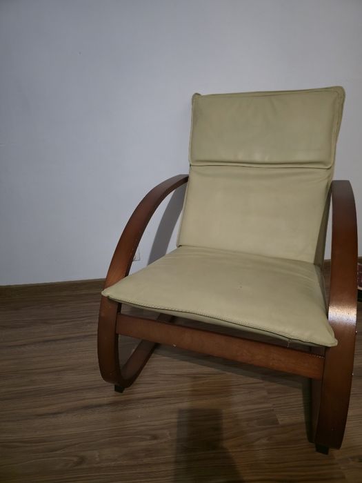 Scaun balansoar negociabil 250 de lei