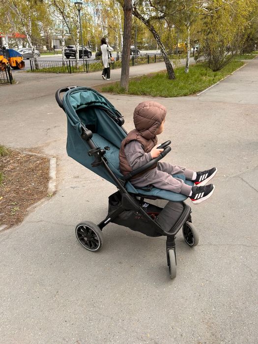 Продам коляску easywalker