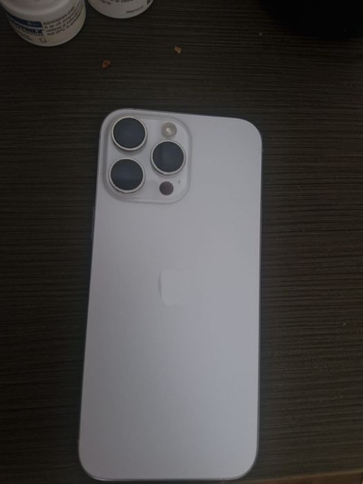 Vând iPhone 16 Pro Max 256 GB