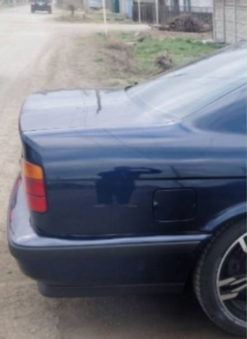 Бампер срочно продам