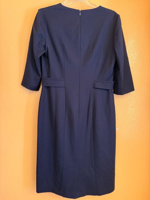 HUGO BOSS rochie eleganta , marimea 40 , din lânǎ
