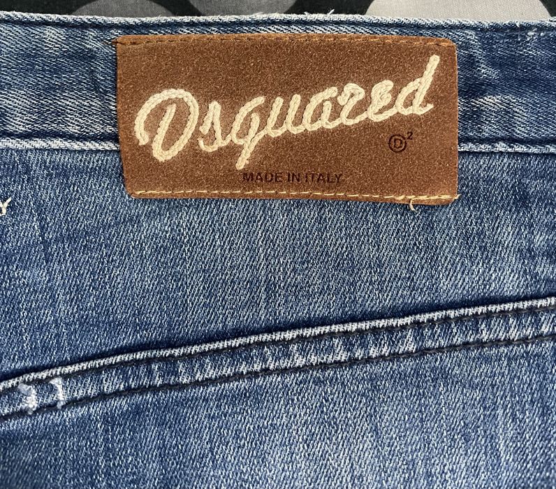 Bermude de blugi Dsquared2 marimea 50