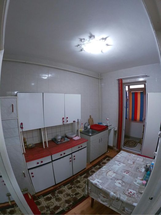 Apartament 3 camere decomandat Micro 38
