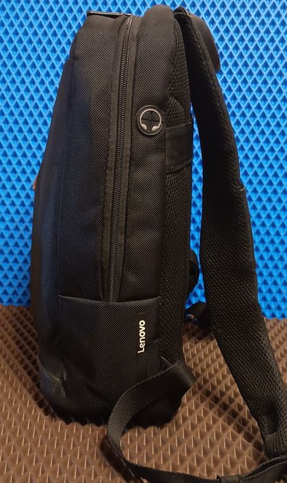 Продам два брендовые рюкзака.