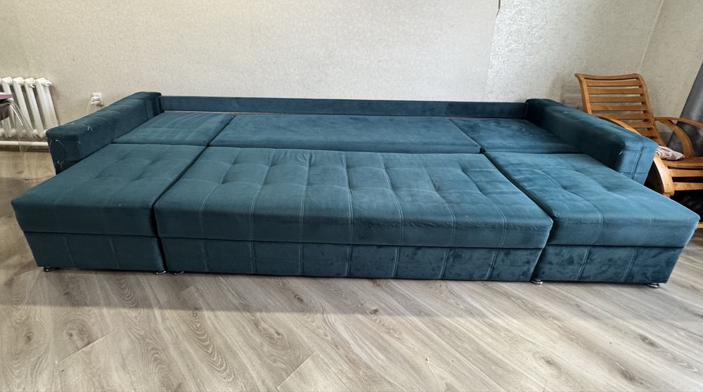 Продам диван срочно