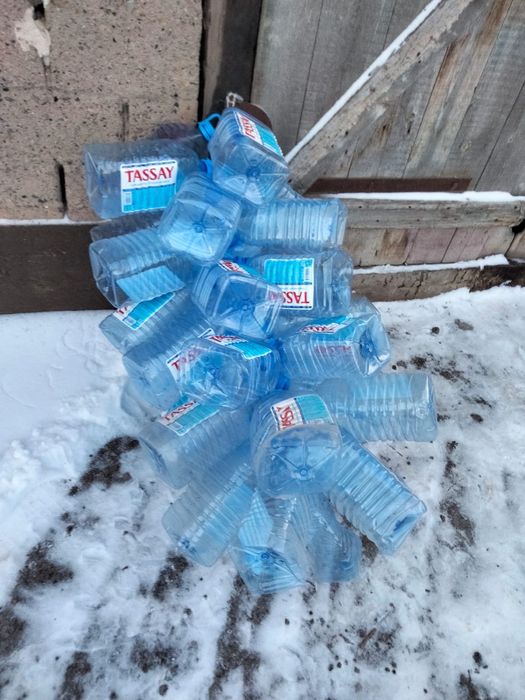 Бутылка 5 л продаю