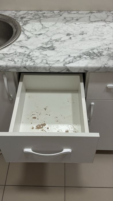 Срочно! Тумба с раковиной