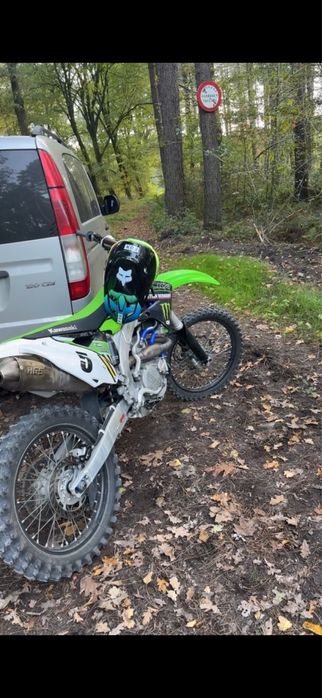 Vand kawasaki kx450 f anul 2010 stare perfecta de functionare