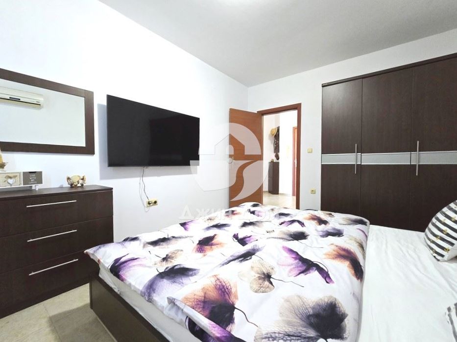 Продава се Тристаен апартамент в к.к. Слънчев бряг - 77 кв.м за 1364 €/кв.м - Снимка #8