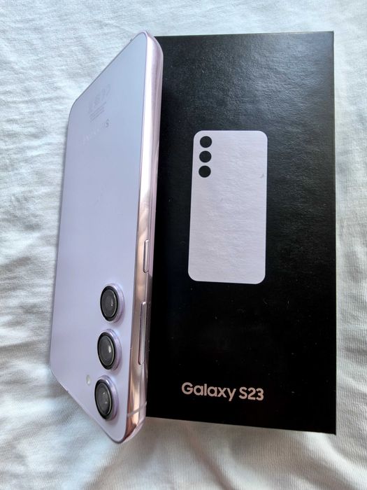 Продавам Samsung galaxy s23