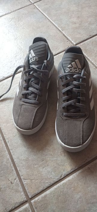 Adidas маратонки за момче