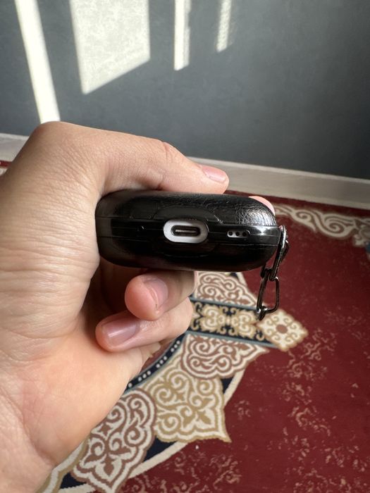 Продам AirPods 2 Pro