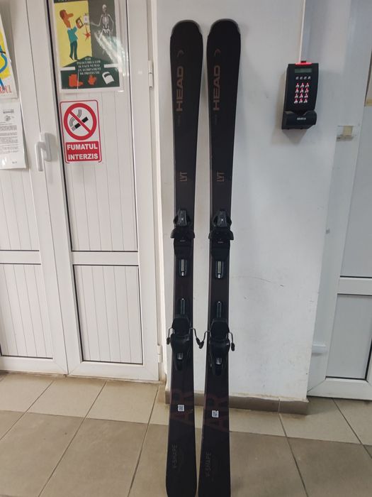 Schiuri HEAD V-Shape FYT 170CM – stare foarte bună