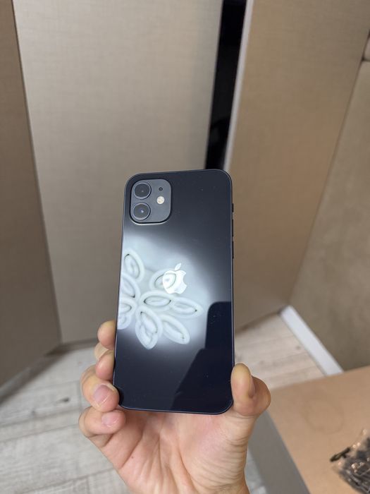 Iphone 12 с гарантией