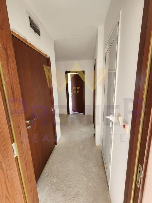 Продава се Тристаен апартамент в Царево - 90 кв.м за 555 €/кв.м - Снимка #8