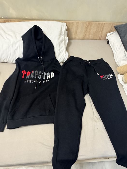 Trening(hanorac+pantaloni) trapstar