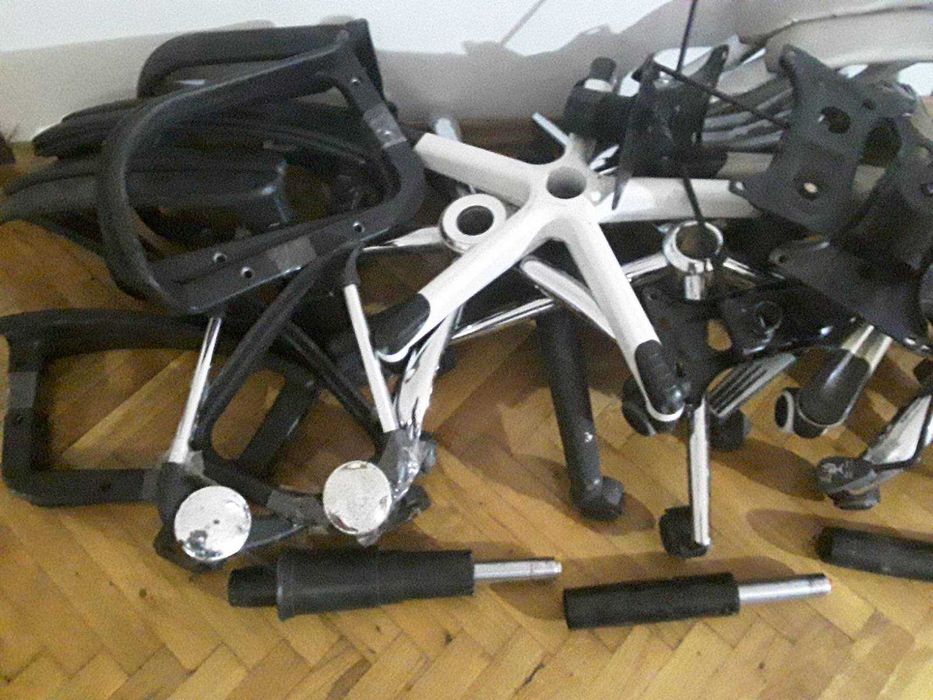 Части за офис стол