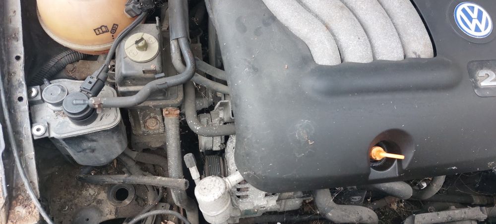 Фолксваген Голф 4 бензин дясна дирекция на части