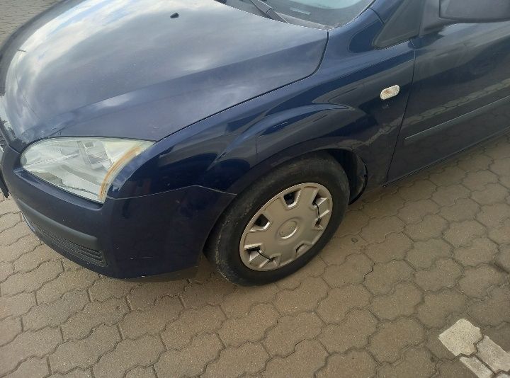 FORD Focus 2004 — imagine 4