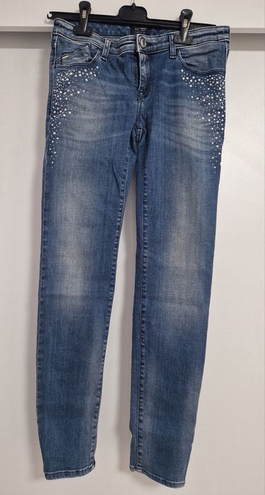 Blugi de damă Armani!