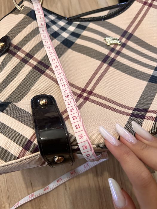 Burberry Geanta in carouri