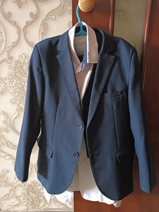 Школьный костюм тройка