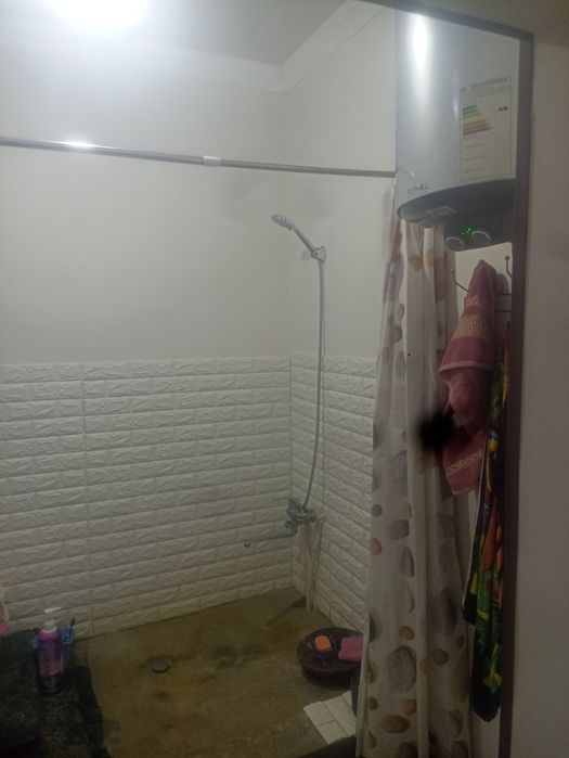 Ховли Уй сотилади