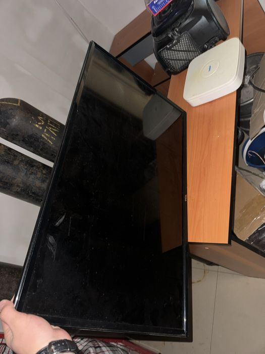 Телевизор TCL 32” LED