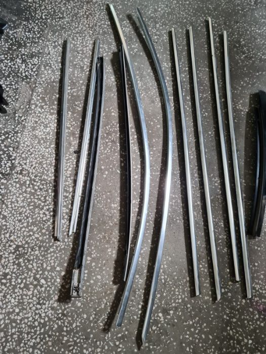 Ornamente perie trimuri usa usi crom BMW seria 5 F10 F11