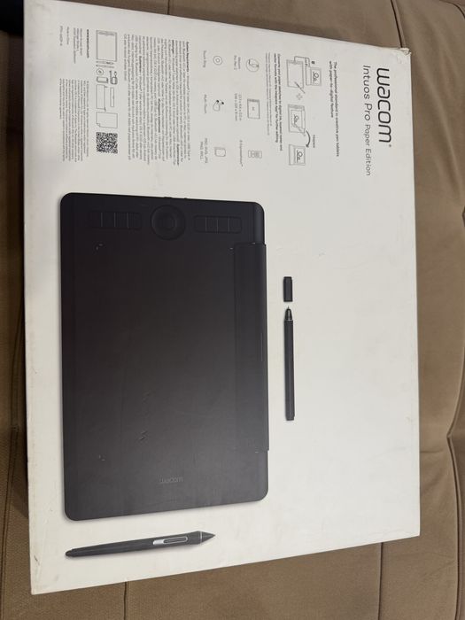 Графический планшет Wacom Intus Pro